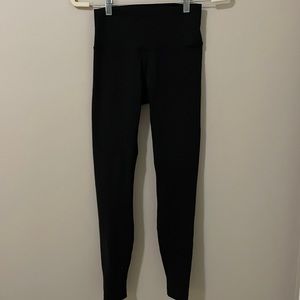 Vintage Lululemon leggings. Black.